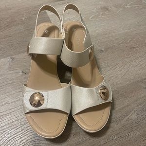 Patrizia Gold/White Heels